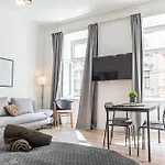 Charming 1Br Apartment Very Central