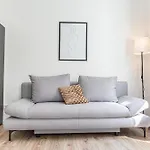 Charming 1Br Apartment Very Central