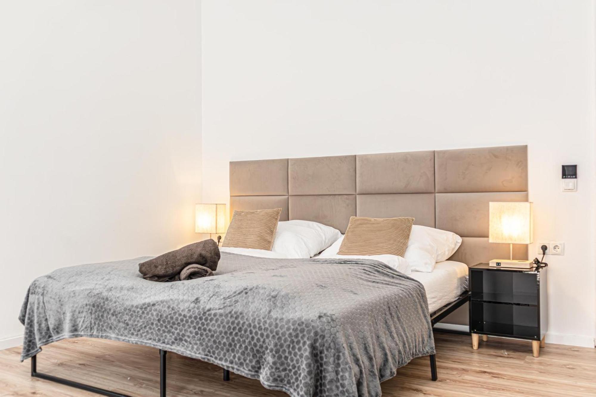 Charming 1br Very